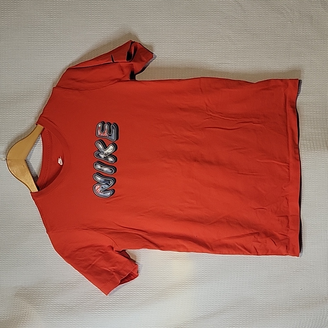 Nike The Nike Tee
